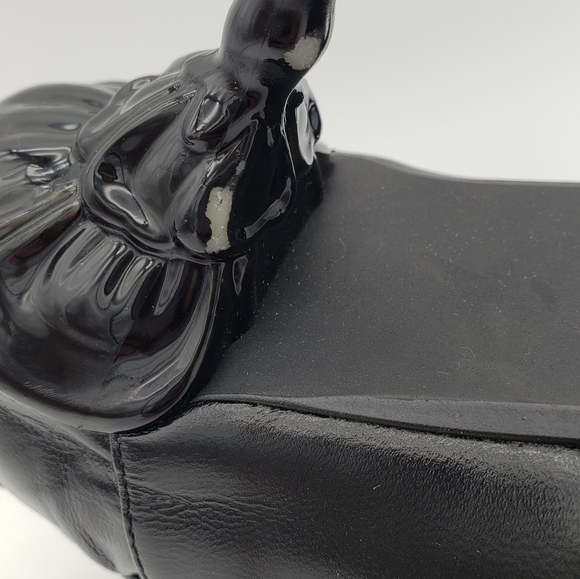 R.E.D Heels with decorative ankle and heel - Picture 8 of 16